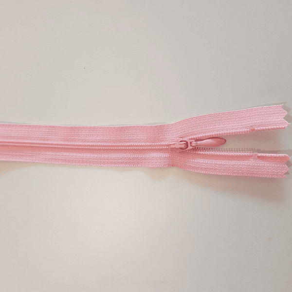 Ykk 4 mm  Spiral 20 cm glidelås - Lys rosa